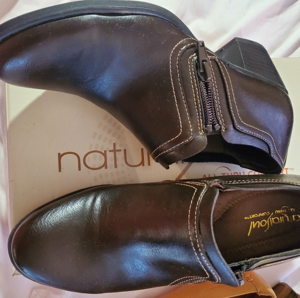 Natural Soul Booties